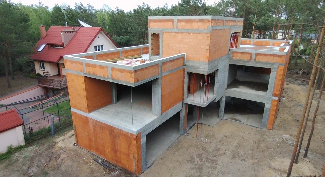 budowa domów Łomianki